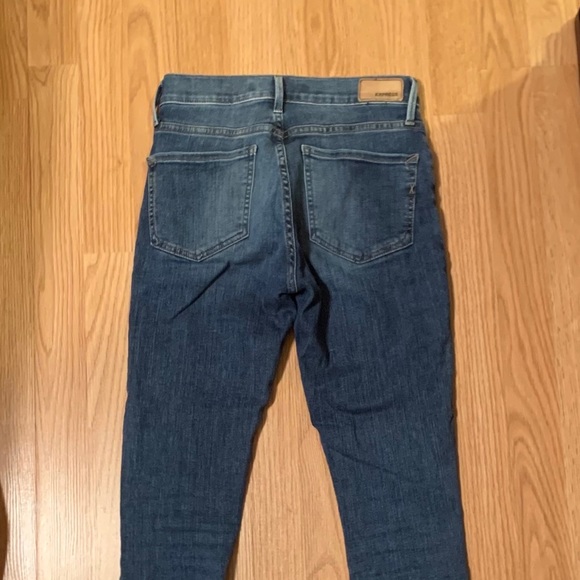 Express Jeans - Picture 2 of 7
